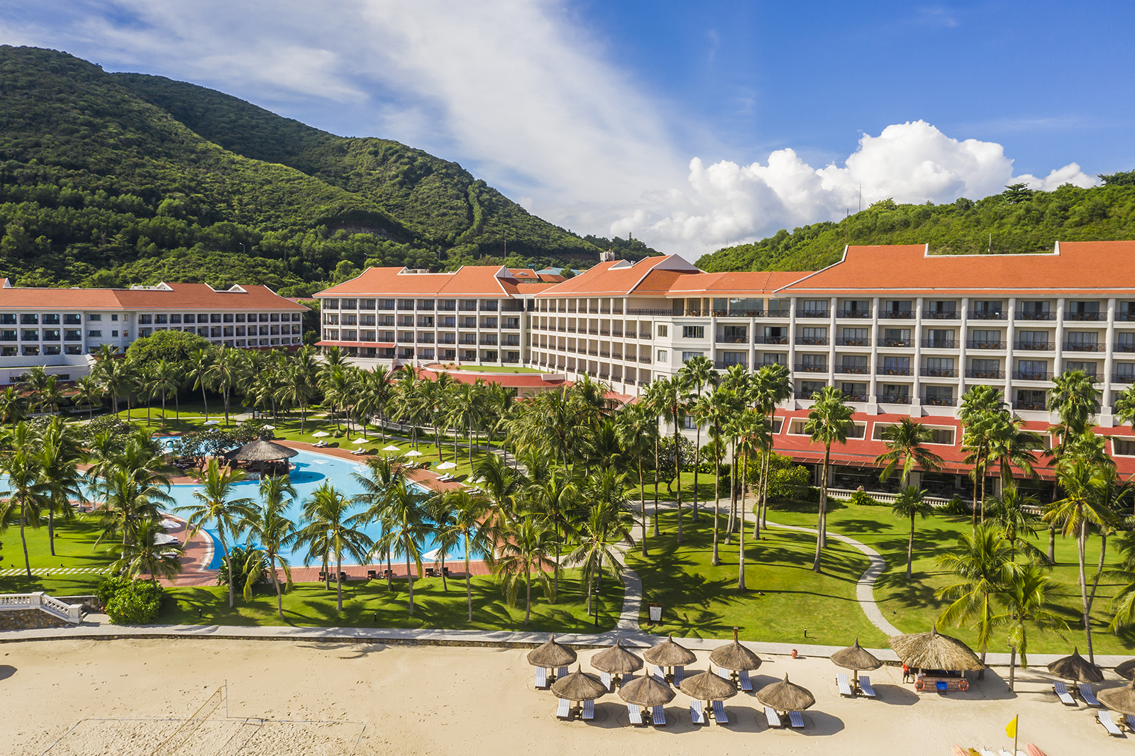 Vinpearl resort nha trang 5. Отель винперл в нячанге. Отель винперл вьетнам нячанг. Отель vinpearl resort nha trang 5. Отель vinpearl resort nha trang.